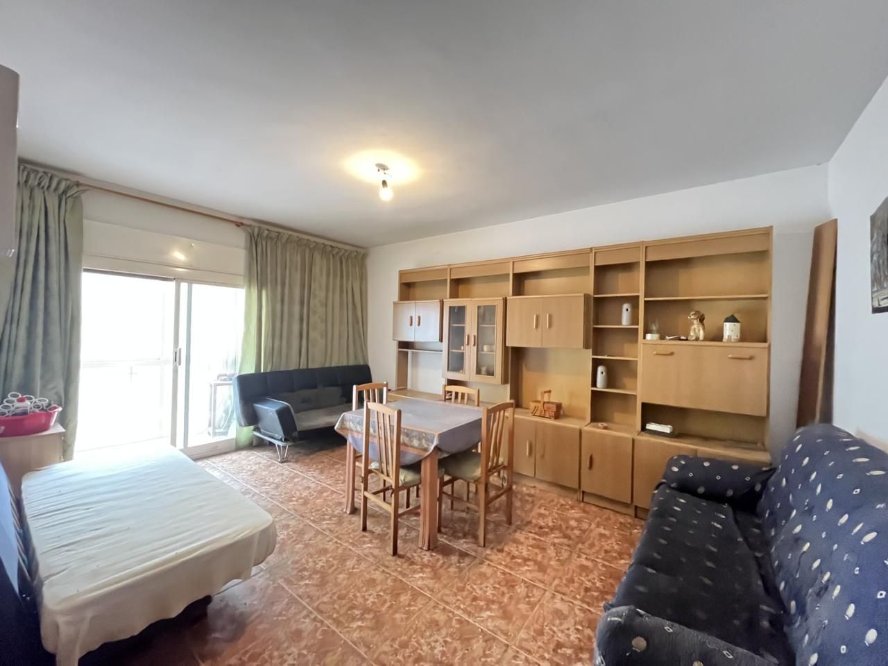 Sala d'estar de Planta baixa en venda en Mataró amb Moblat