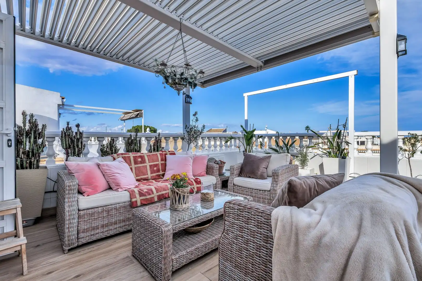 Adosado con terraza en venta en La Florida - Playa Flamenca, imagen 2