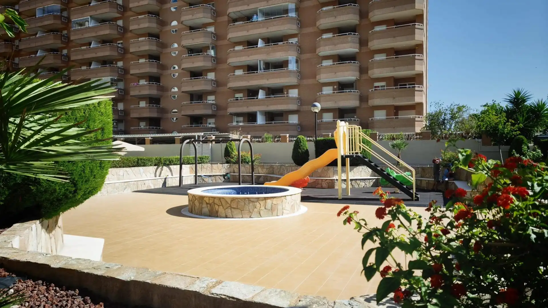 Piscina de Apartament en venda en Oropesa del Mar / Orpesa amb Aire condicionat, Moblat i Balcó