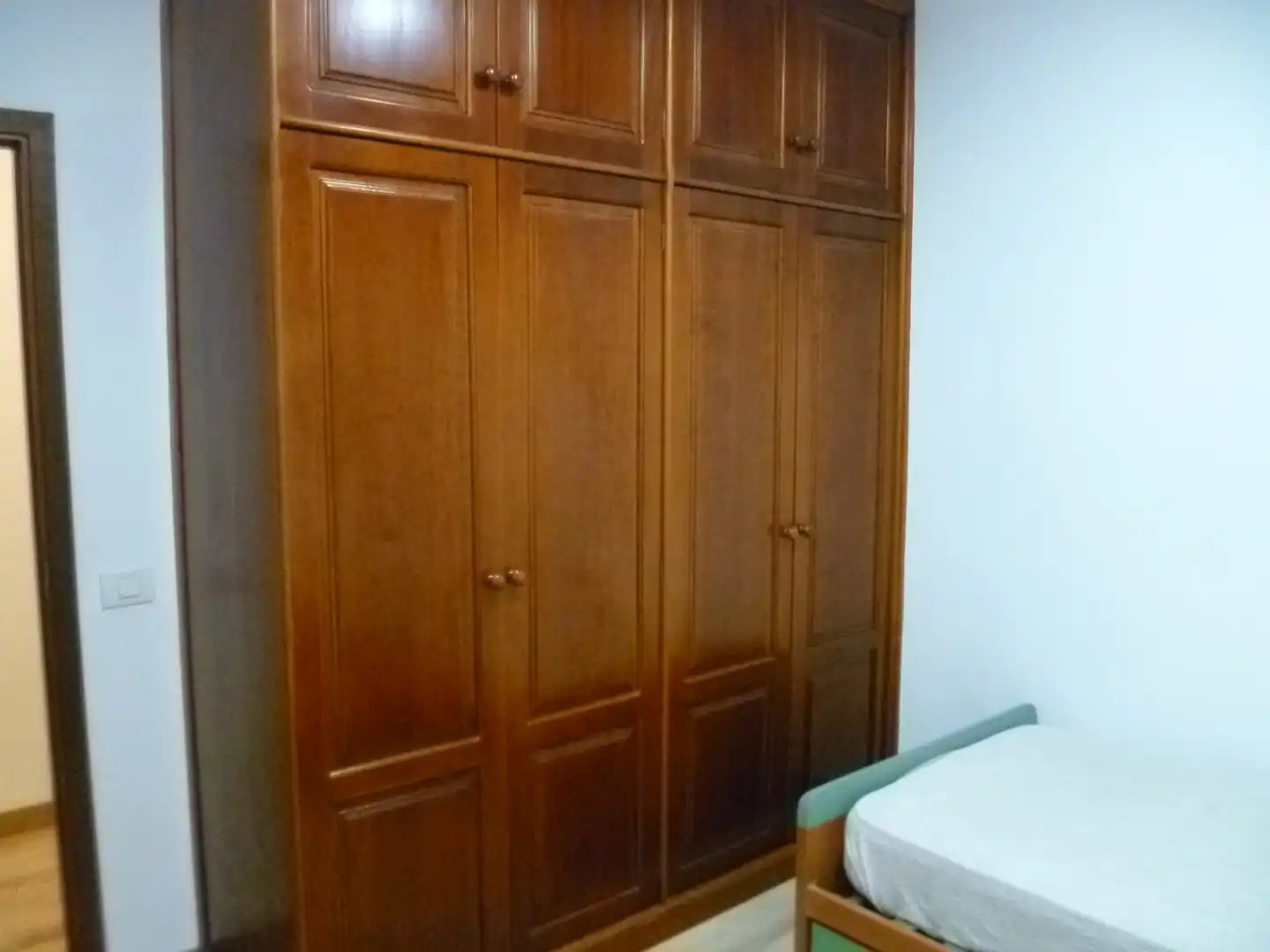 Dormitori de Pis de lloguer en Santa Cruz de Tenerife amb Parquet, Moblat i Forn