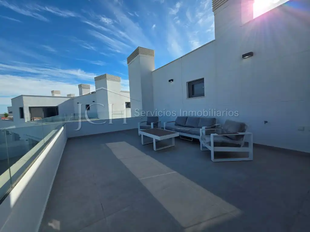 Terraza de Ático de alquiler en Estepona con Amueblado
