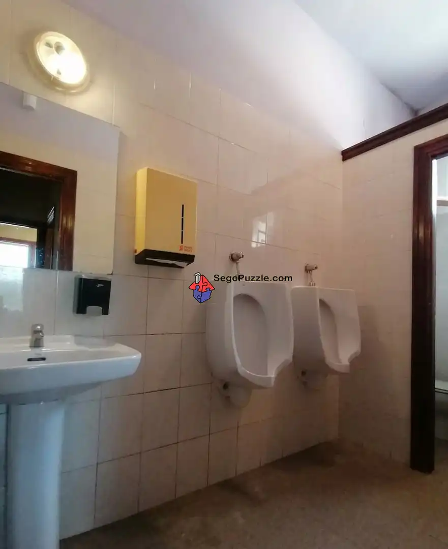Badezimmer von Haus oder Chalet zum Verkauf in Roda de Eresma mit Klimaanlage, Heizung und Terrasse