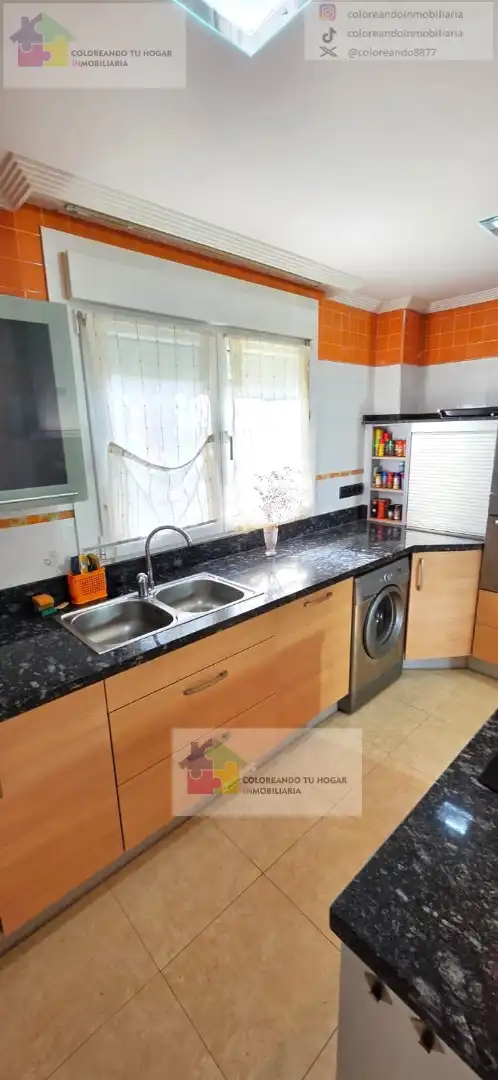 Kitchen of Houses for sale in Sariegos  with Air Conditioner, Heating and Private garden
