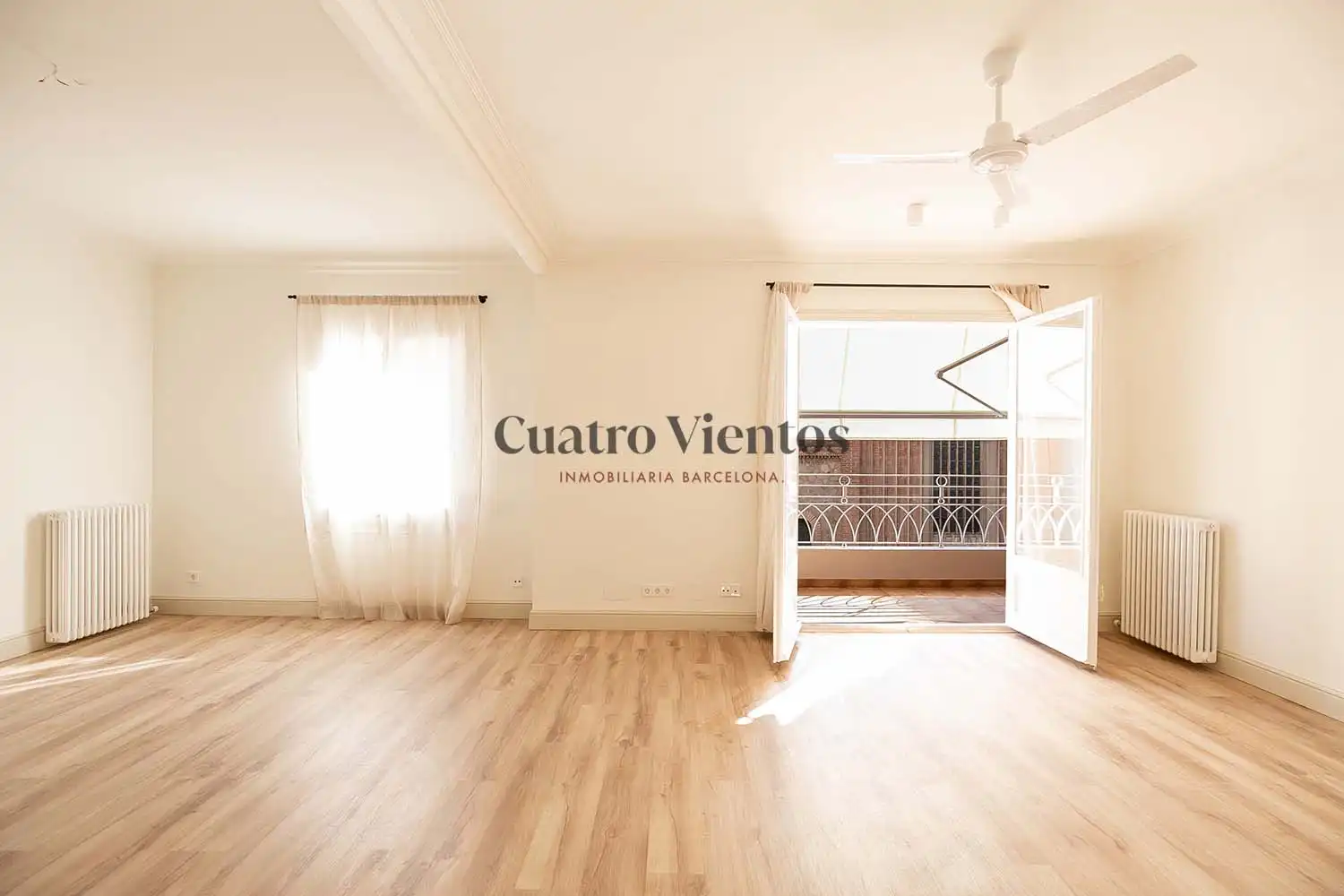 Flat for rent in Carrer de Sant Elies, Sant Gervasi- Galvany