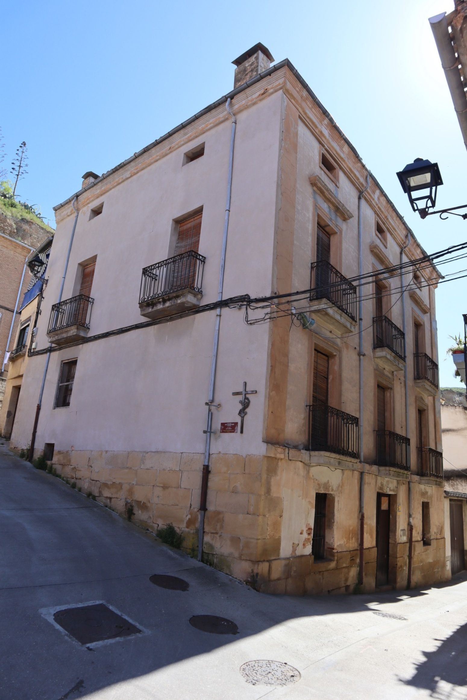 Vista exterior de Casa o xalet en venda en Andosilla amb Calefacció, Parquet i Terrassa