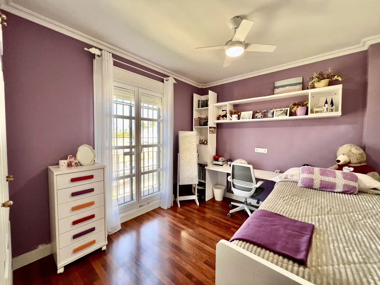 Habitación de Casa o chalet en venta en Espartinas con Aire acondicionado, Jardín privado y Terraza
