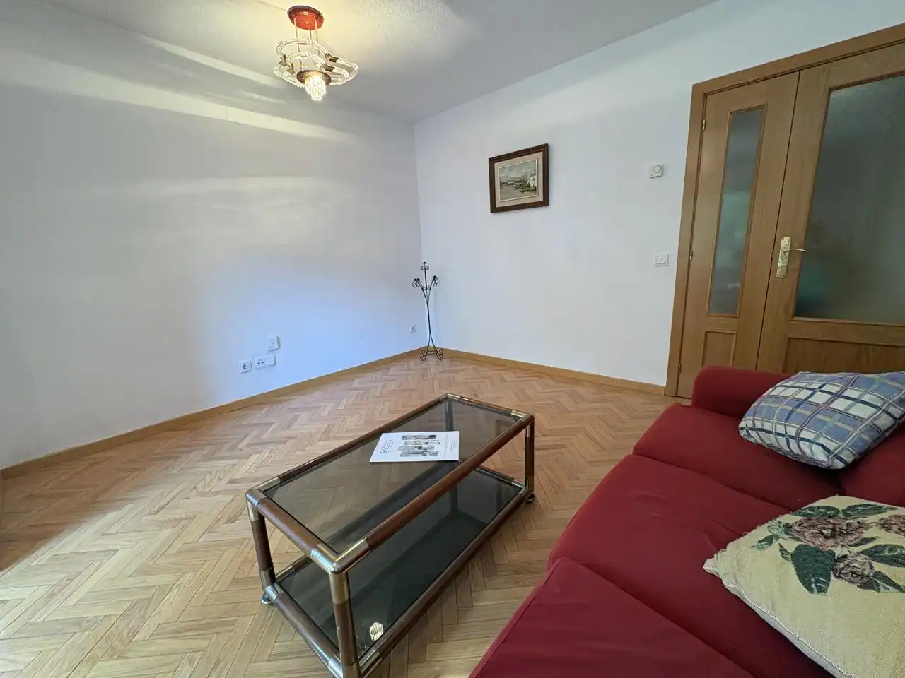 Wohnung zur Miete in Calle Ramón María del Valle Inclán, Espartales