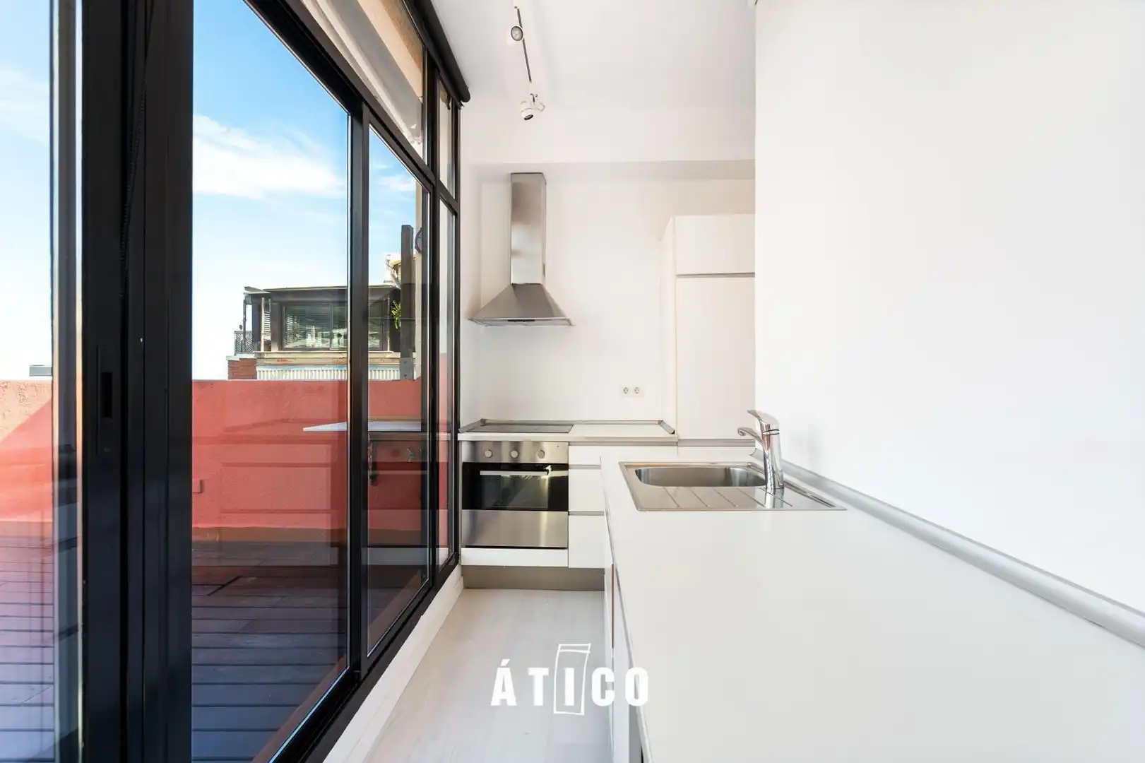 Attic for rent in Sarrià