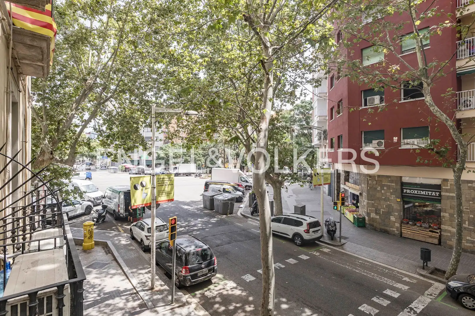 Vista exterior de Pis en venda en Barcelona amb Aire condicionat, Calefacció i Parquet