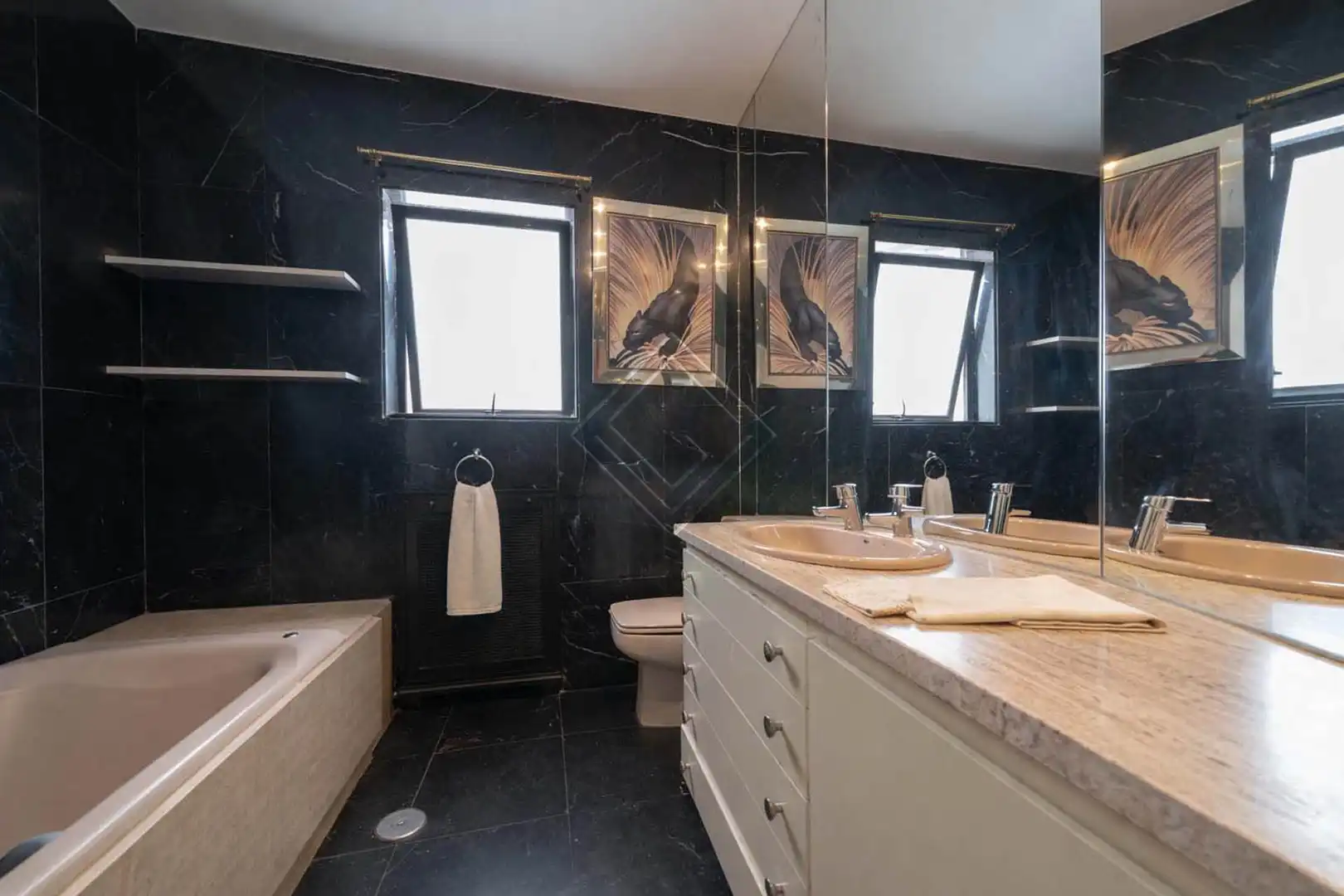 Baño de Ático en venta en Madrid con Aire acondicionado, Calefacción y Terraza