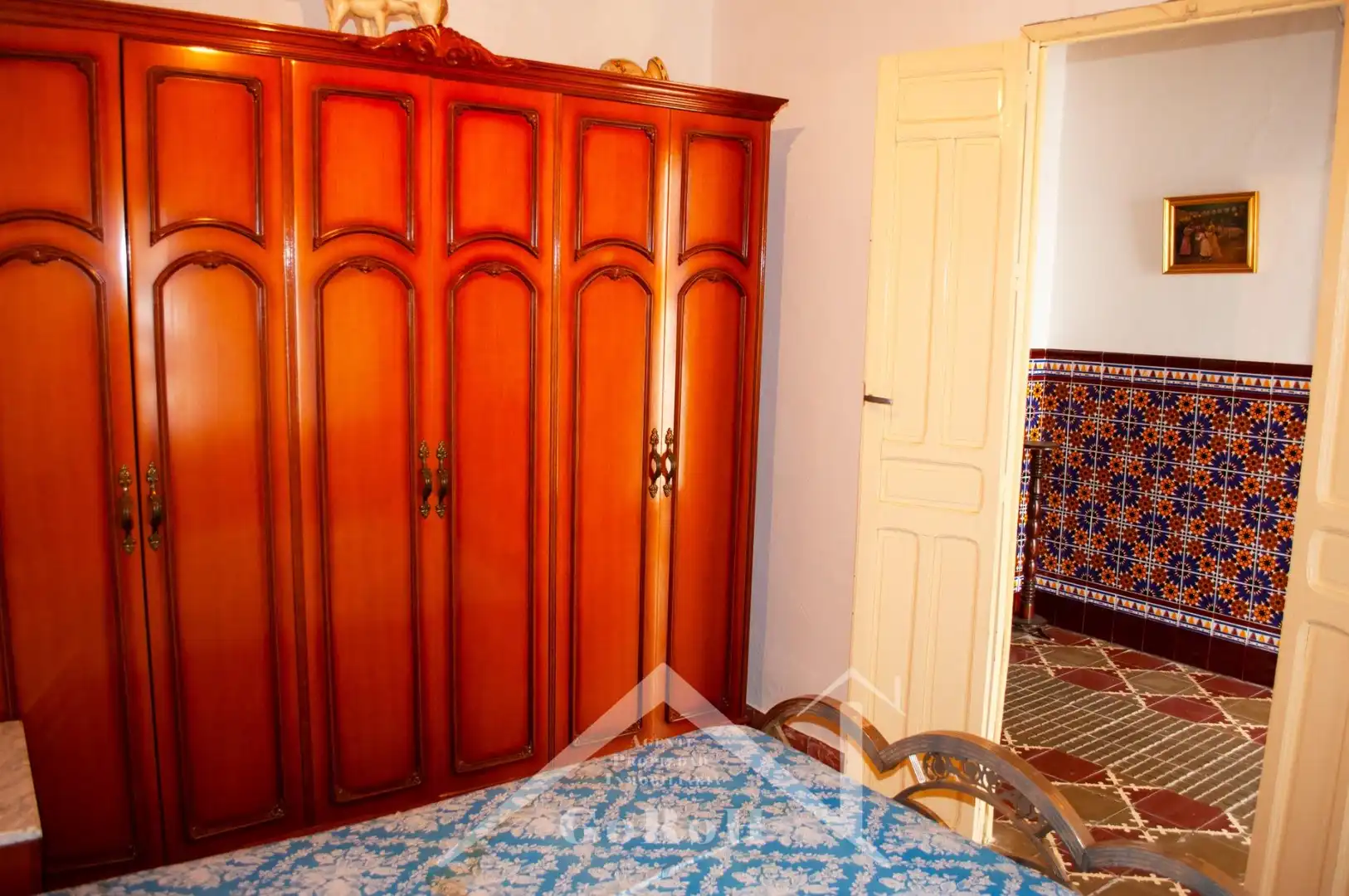 Dormitori de Casa adosada en venda en Almadén de la Plata amb Traster i Moblat