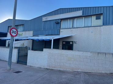 Nau industrial en venda a Calle de los Marineros