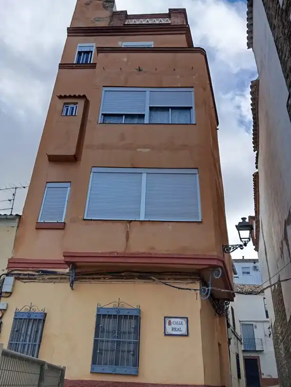 Vista exterior de Pis en venda en Jaén