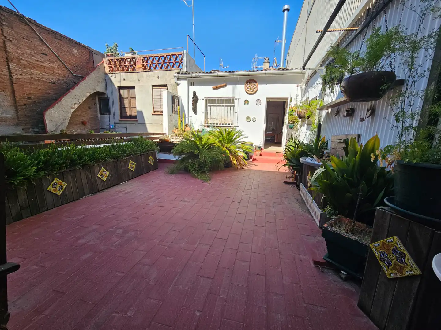 Buildings for sale in Carrer del Nord, Barri del Centre