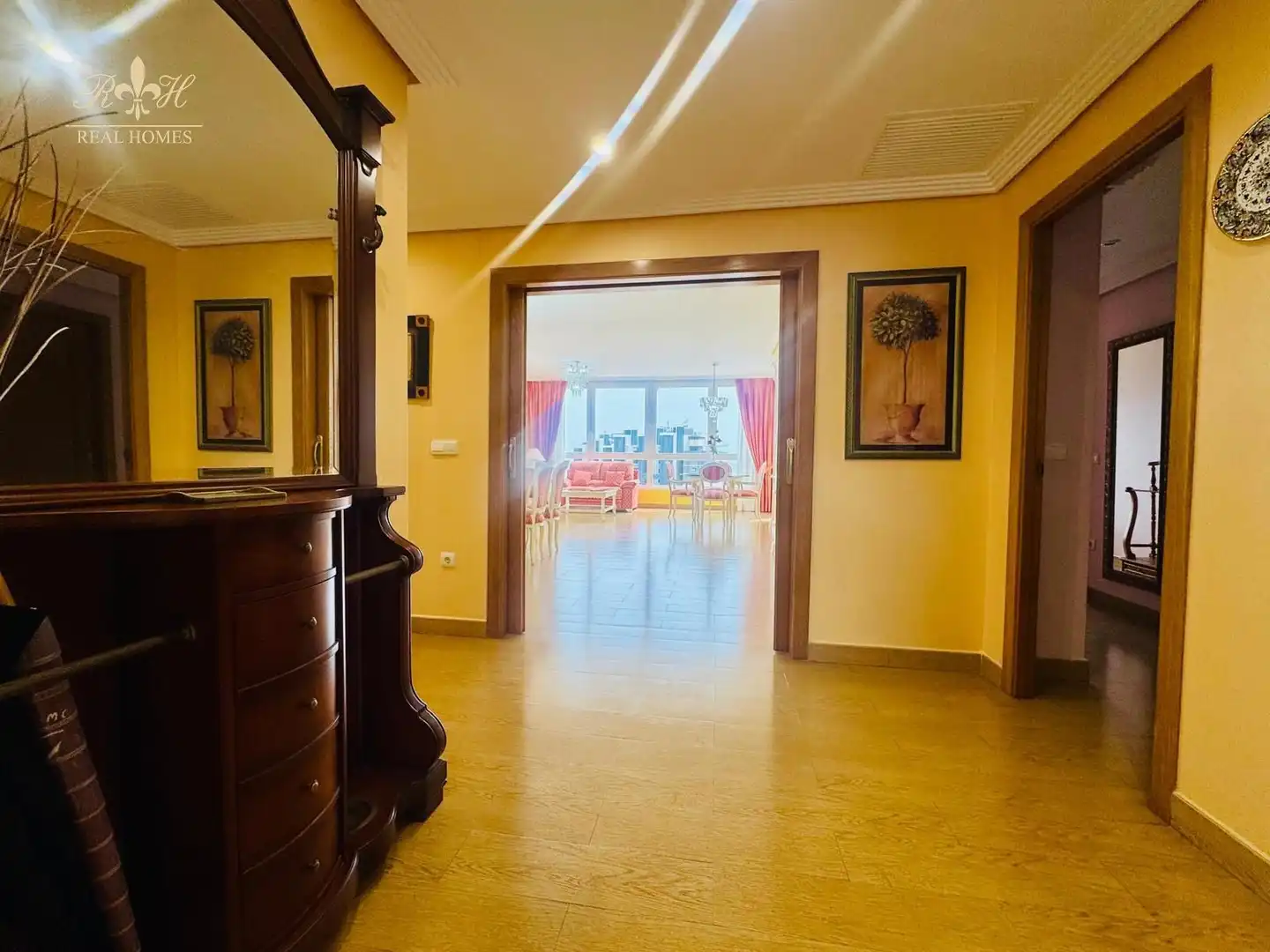 Piso en venta en Benidorm con Aire acondicionado, Terraza y Piscina