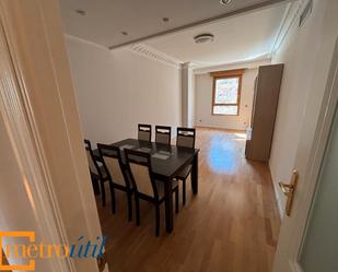 Dining room of Flat to rent in Salamanca Capital  with Air Conditioner, Heating and Parquet flooring