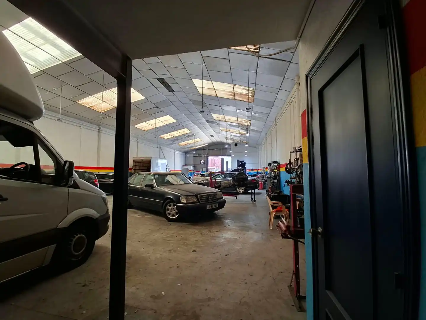 Industrial building to rent in Carrer del Mar Negre 20 12006, imagen 2