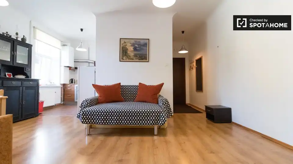 Sala de estar de Apartamento para compartir en La Pobla de Claramunt con Aire acondicionado, Calefacción y Terraza