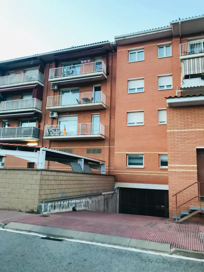 Einzelparkplatz zum Verkauf in Avinguda de la Pau, imagen 9