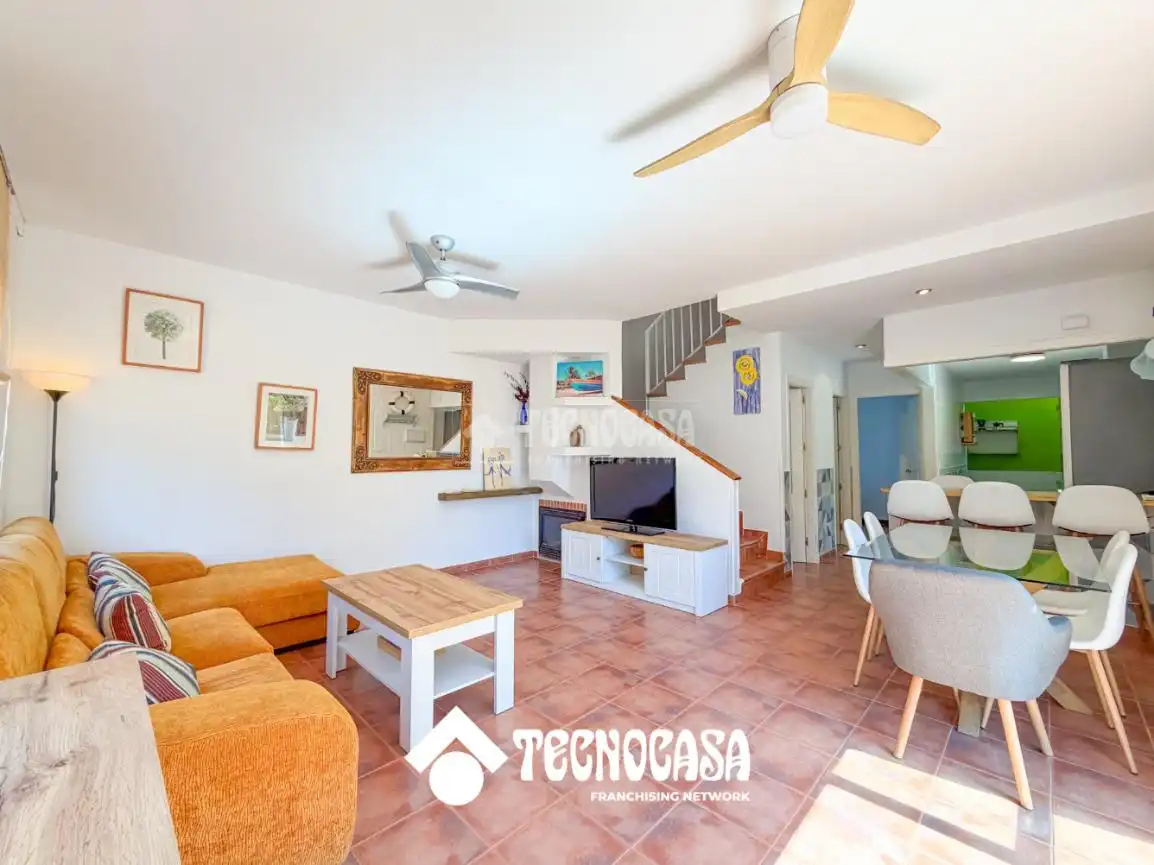 Living room of Single-family semi-detached for sale in Rota