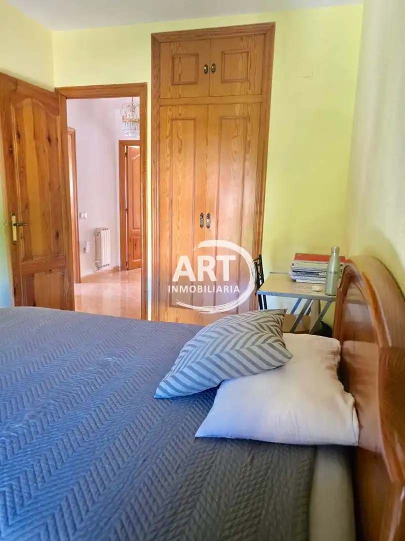 Schlafzimmer von Einfamilien-Reihenhaus zur Miete in Godella mit Klimaanlage, Heizung und Terrasse