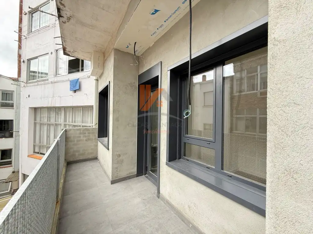 Apartamento en venta en Rua Puente Reina, Concheiros - Fontiñas