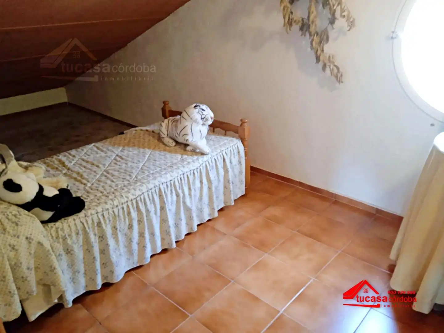Dormitori de Finca rústica en venda en Córdoba amb Aire condicionat, Terrassa i Traster