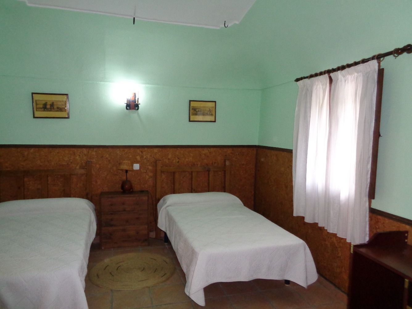 Casa adosada en venda a Calle Retamar, Romangordo