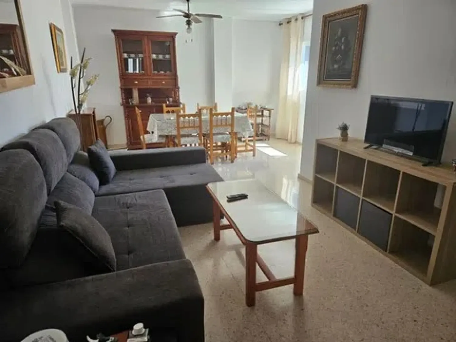 Sala d'estar de Pis de lloguer en Málaga Capital amb Moblat, Rentadora i Microones