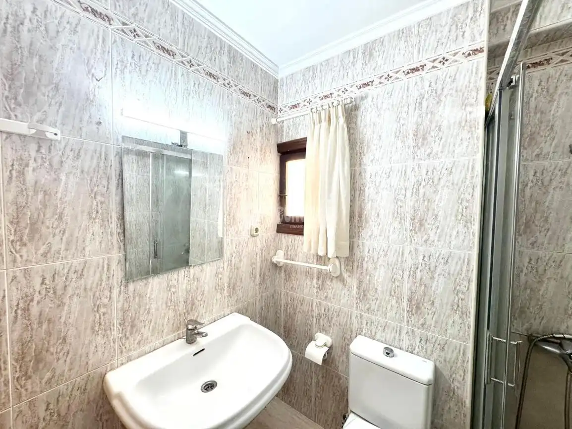 Baño de Piso en venta en Almería