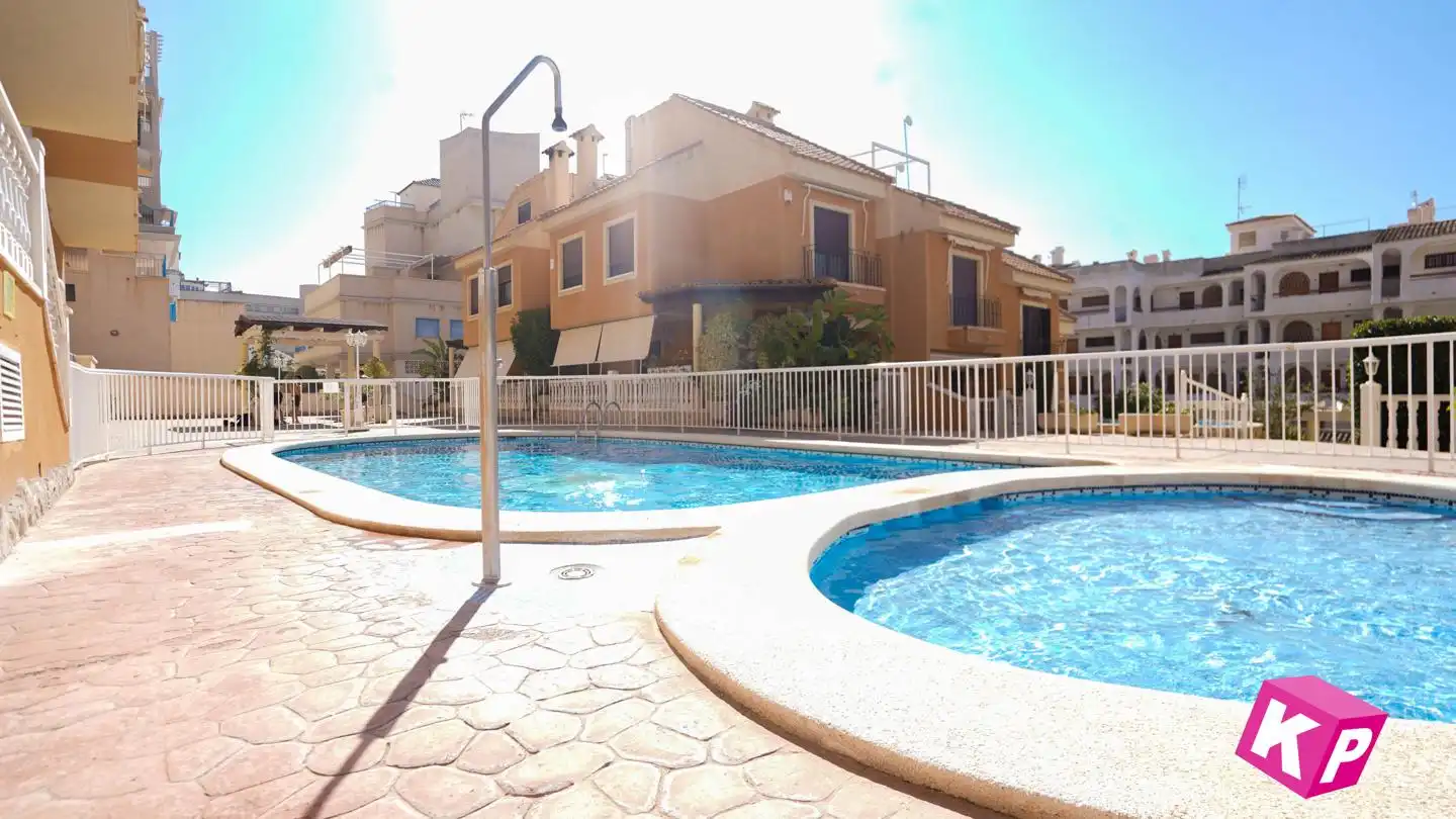 Bungalow amb piscina en venda a Avinguda de Portugal, imagen 22