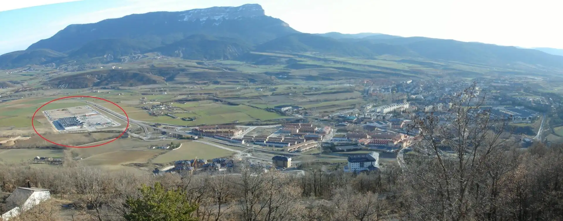 Exterior view of Industrial land for sale in Jaca