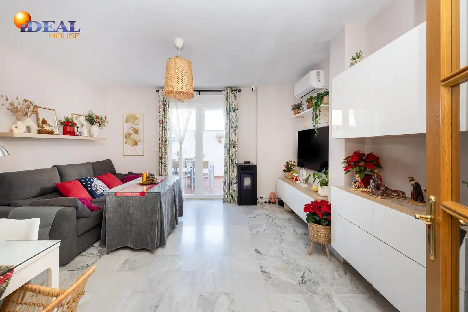 Casa amb terrassa en venda a La Zubia Ciudad, imagen 4