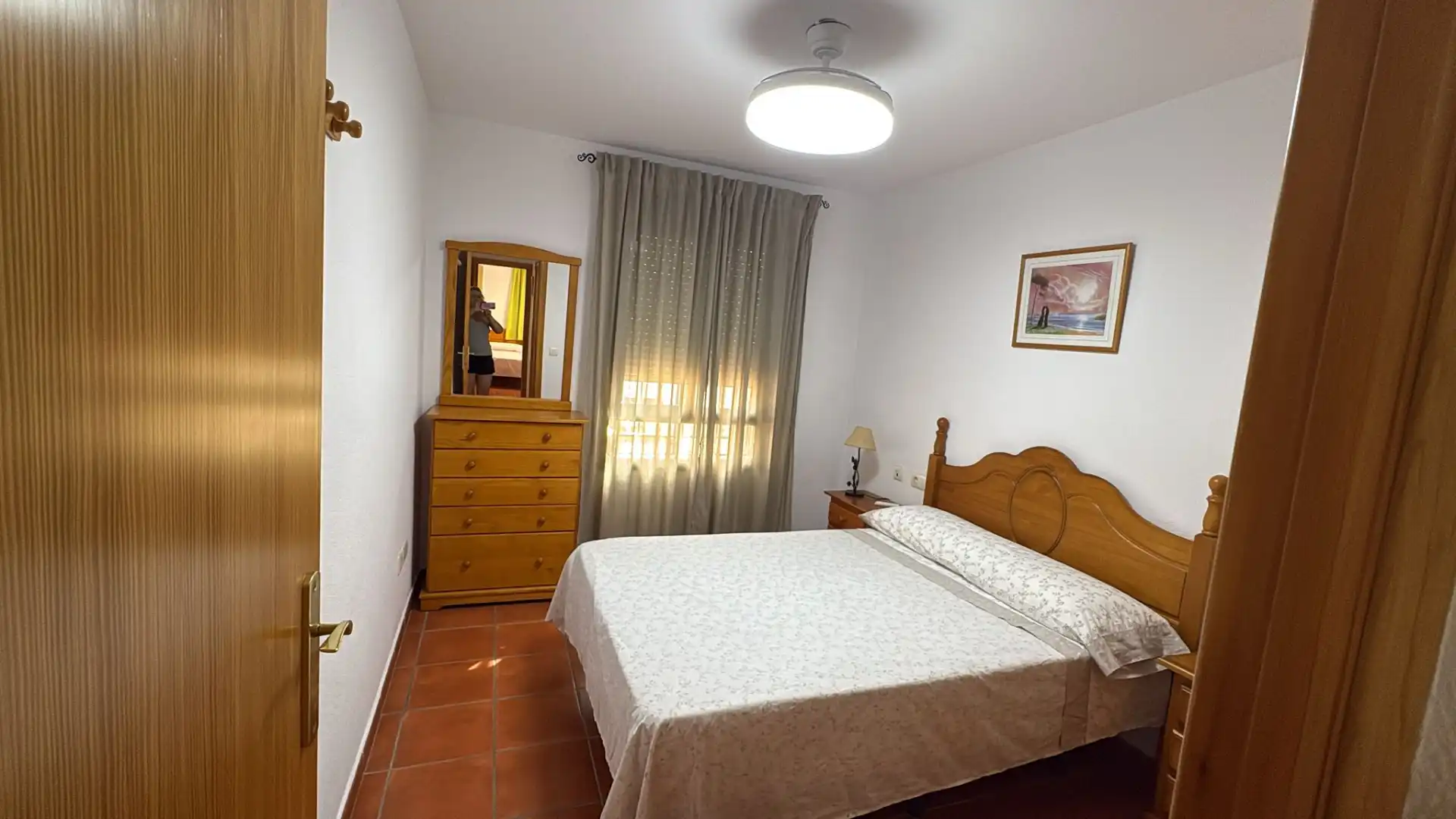 Habitación de Apartamento de alquiler en Chiclana de la Frontera con Terraza, Trastero y Amueblado