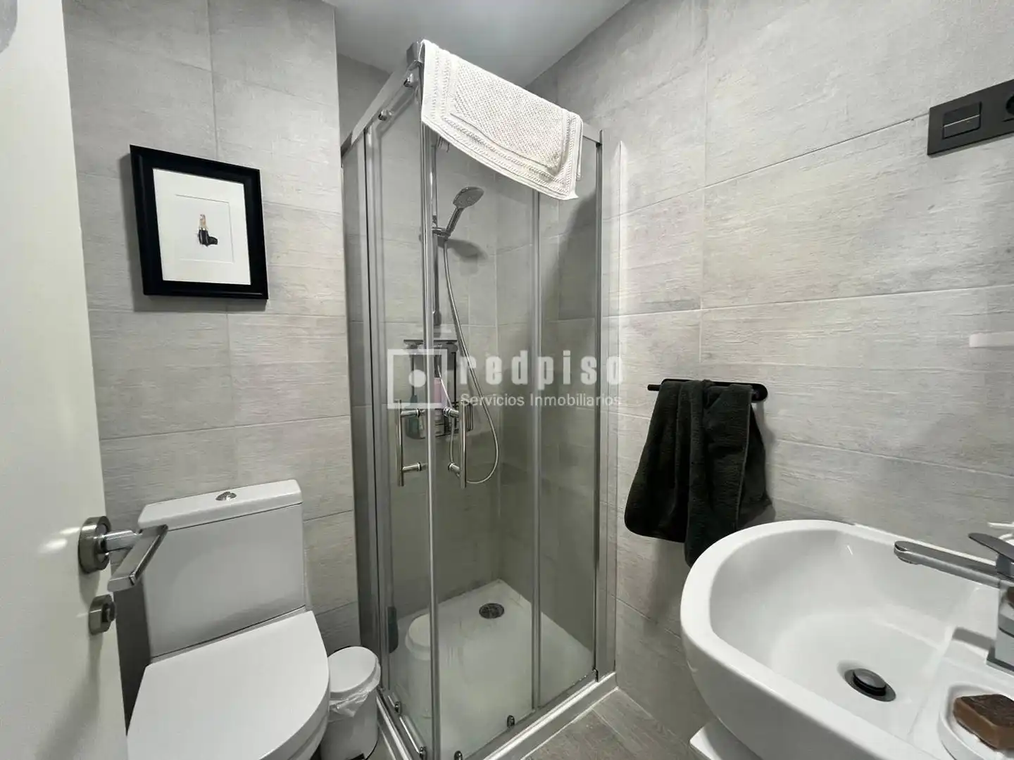 Baño de Piso de alquiler en Málaga con Aire acondicionado, Calefacción y Terraza