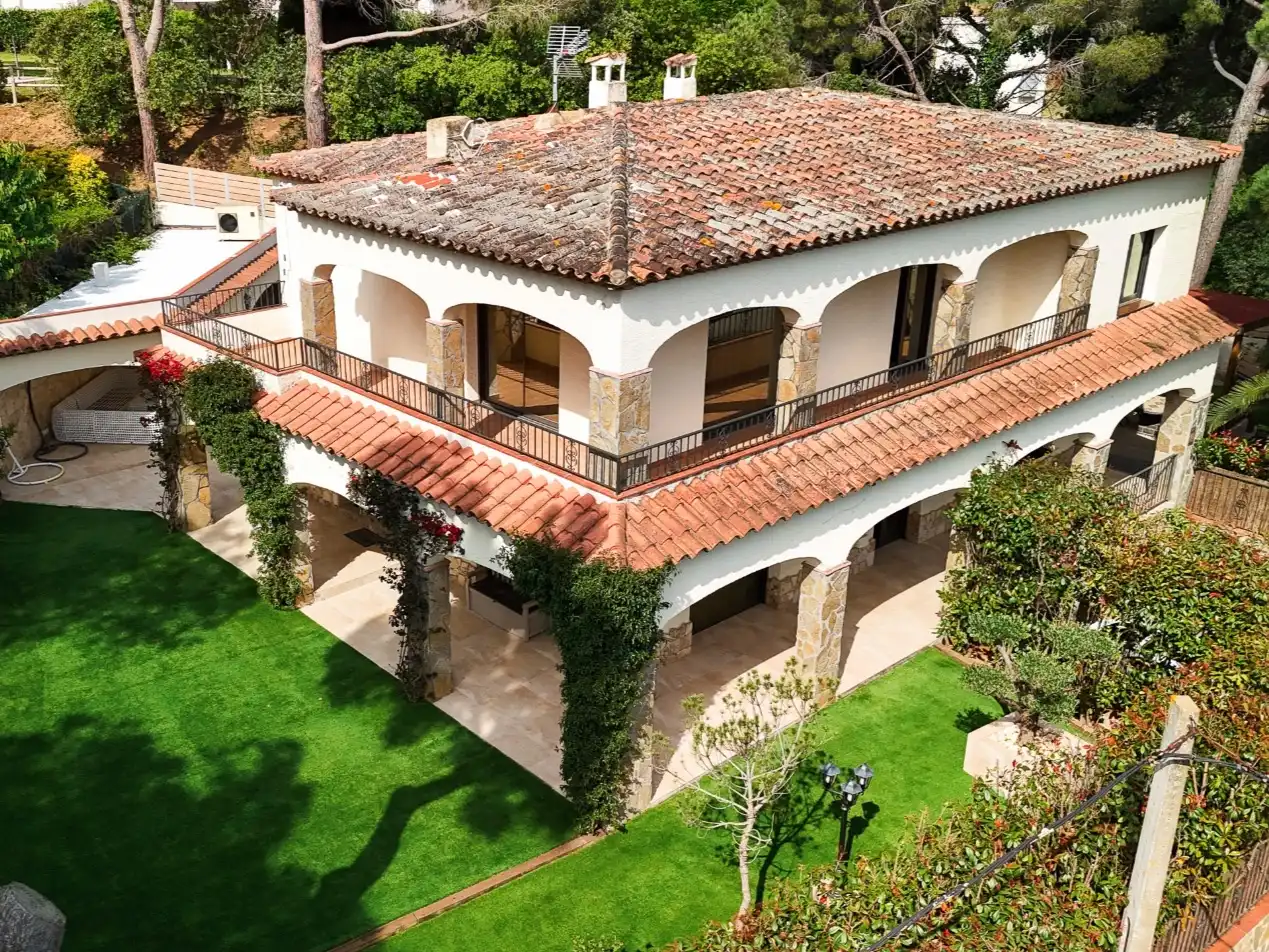 Villa avec piscine à vendre à Gaziel 25
