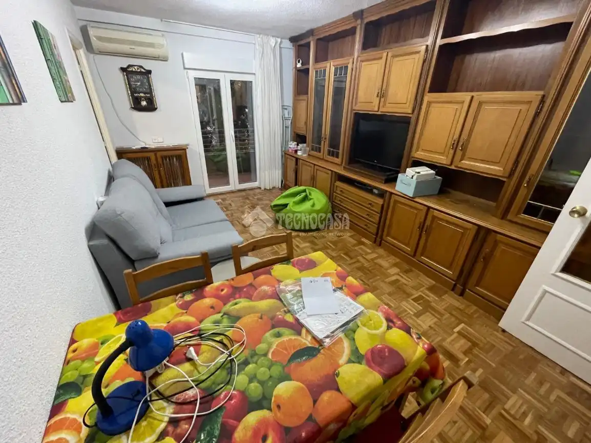 Sala d'estar de Pis de lloguer en Madrid amb Aire condicionat, Calefacció i Terrassa