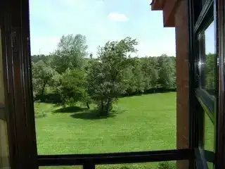 Wohnung zur Miete in Siero mit Privatgarten, Parkett und Balkon
