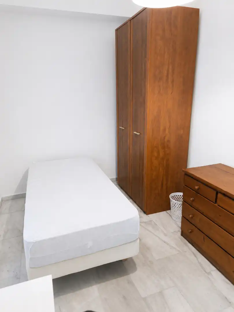 Dormitori de Pis en venda en Sevilla amb Aire condicionat, Calefacció i Moblat
