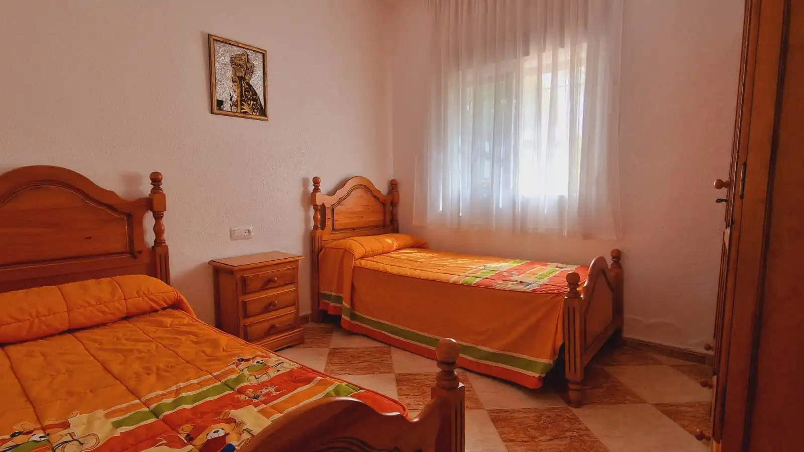 Dormitori de Casa o xalet en venda en Córdoba amb Aire condicionat, Calefacció i Jardí privat