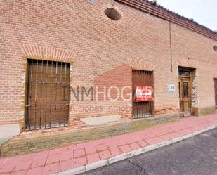 Exterior view of Country house for sale in San Esteban de Zapardiel  with Private garden, Terrace and Storage room