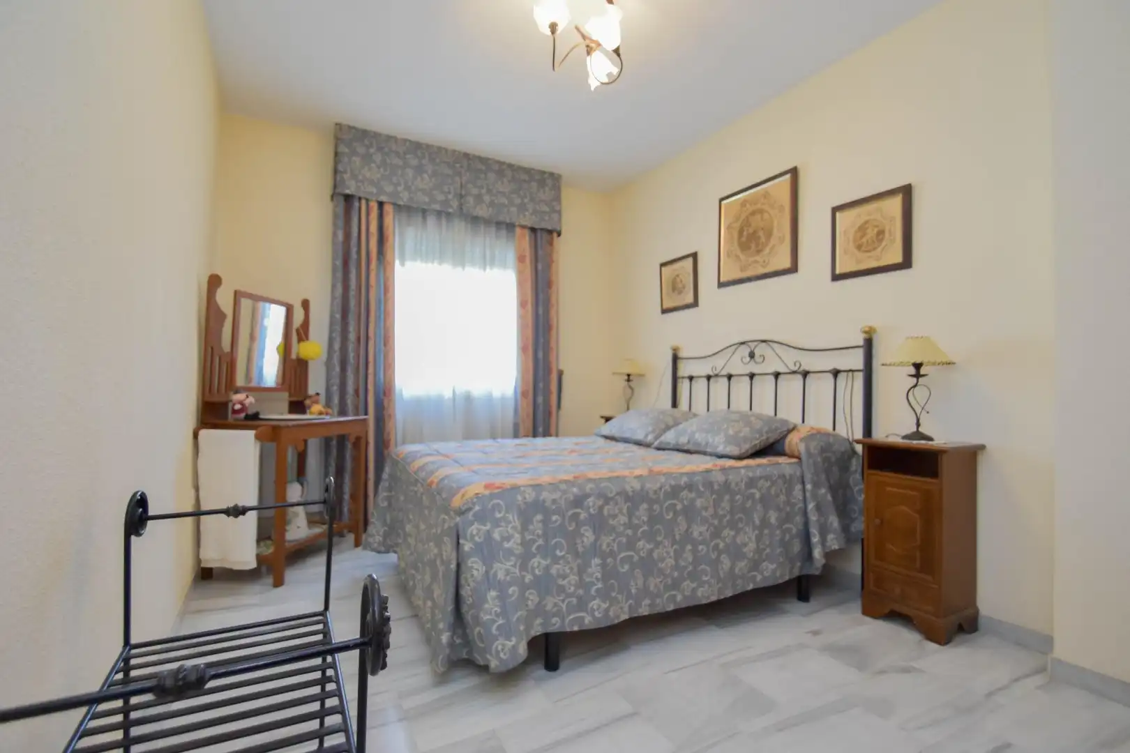 Habitación de Casa o chalet en venta en Cájar