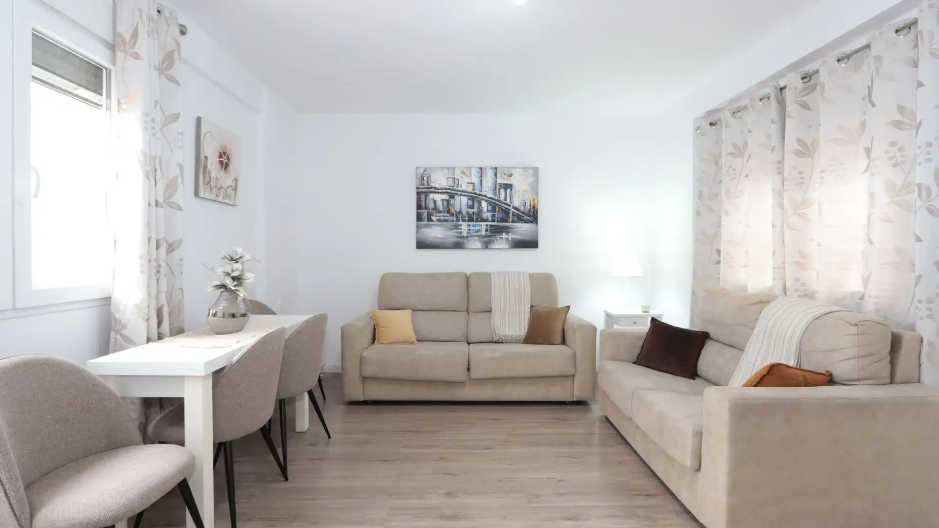 Attic for rent in Alameda