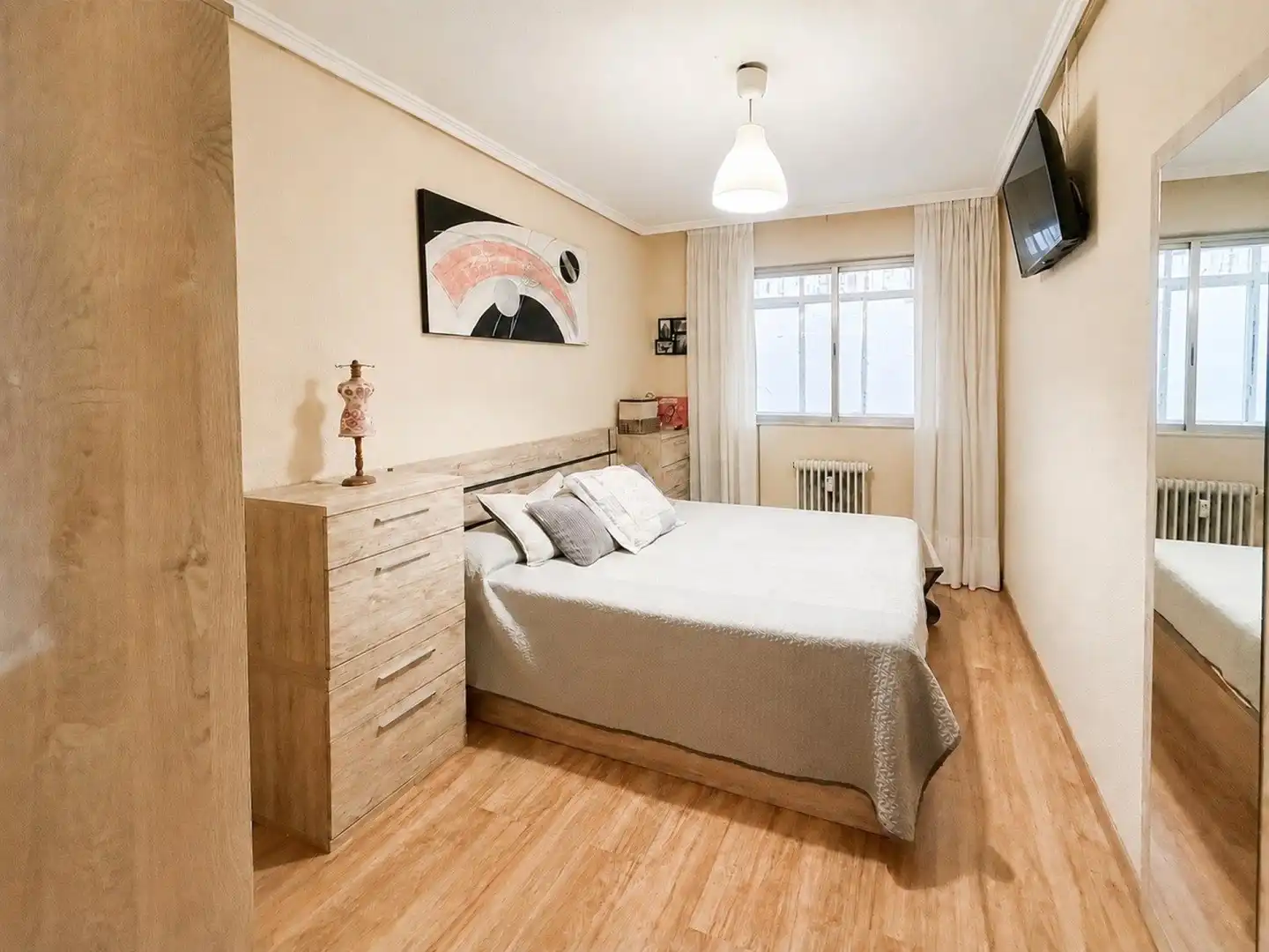 Bedroom of Flat for sale in León Capital 