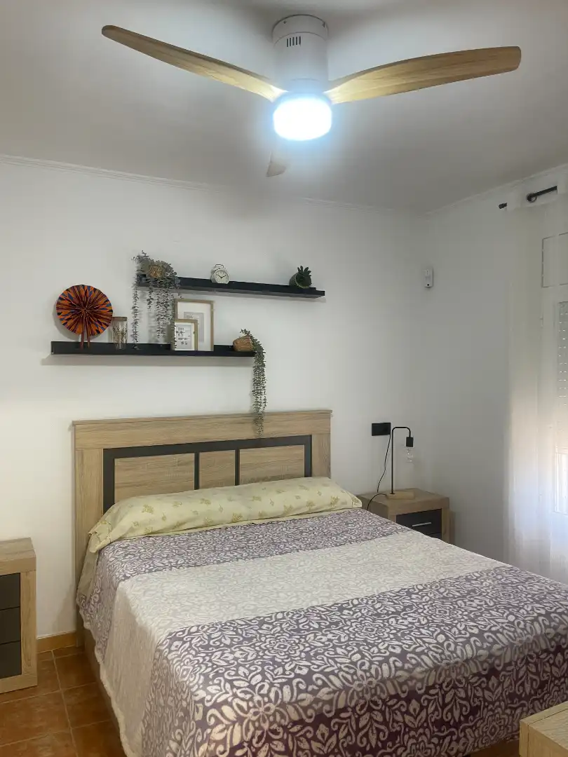 Dormitori de Apartament de lloguer en Miami Platja