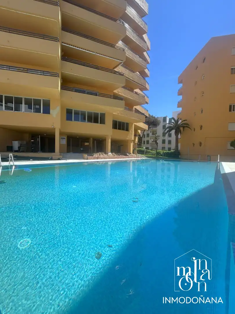 Flat with pool for sale in Matalascañas, imagen 2