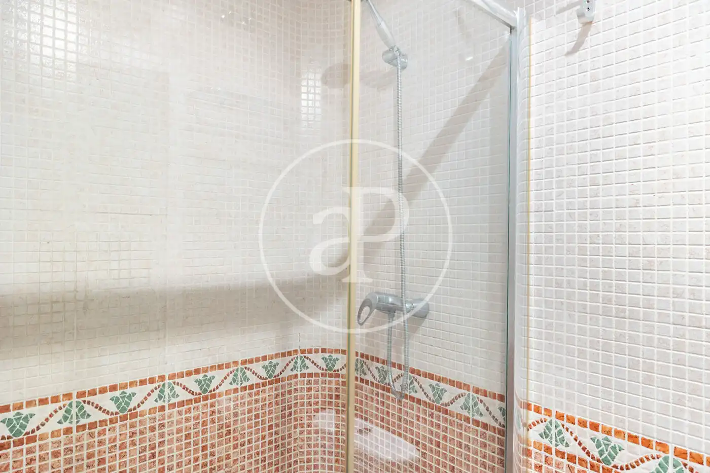 Baño de Piso en venta en L'Hospitalet de Llobregat con Calefacción