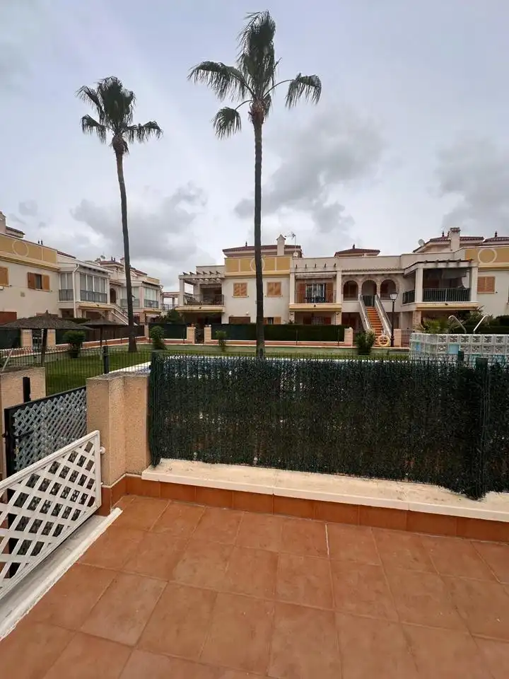 Casa amb piscina en venda a Daya Vieja, imagen 28