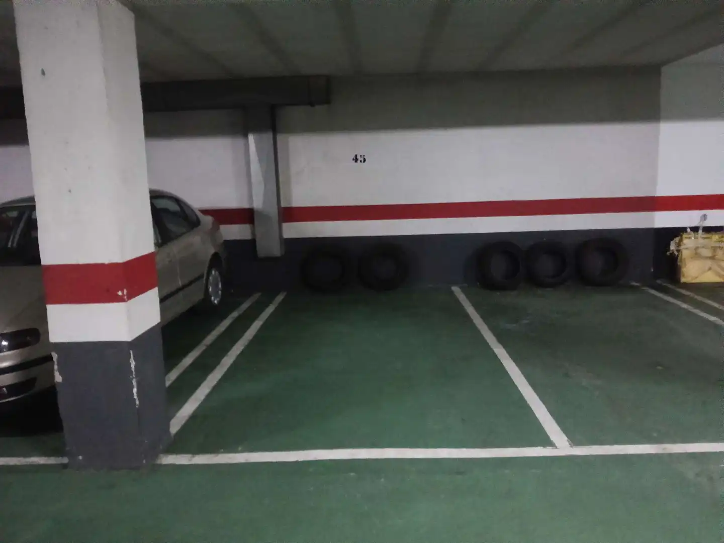 Parking of Flat for sale in Zaragoza  with Heating, Terrace and Furnished