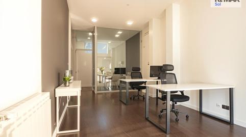 Foto 2 von Geschaftsraum zum Verkauf in Calle de la Rioja, Alameda de Osuna,  Madrid Capital